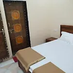 Shri Ramlala Sadan Devsthanam Hotel