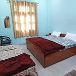 Arjun Paying Guest House