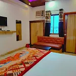 Elegance Hotel And Banquet
