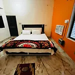 Rathore Guest House