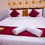 Hotel The Param Grand Regency - 750 Meters From Ram Mandir Ayodhya A Unit Of Ramansh Group Of Hotels