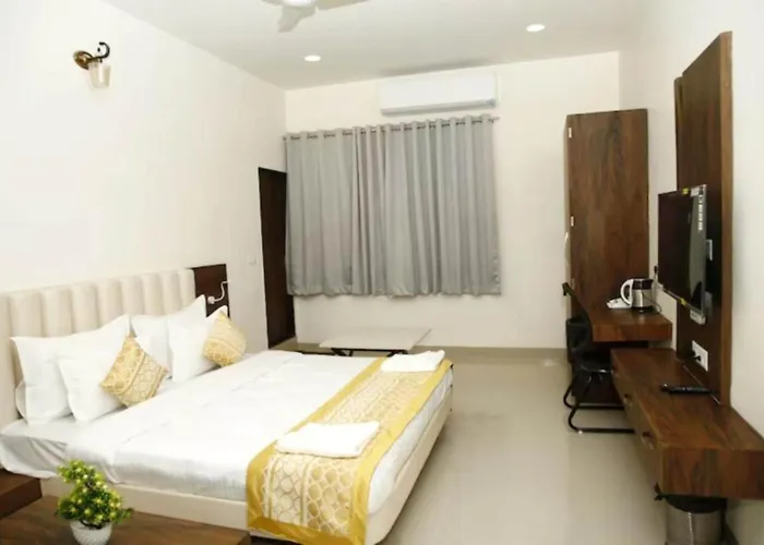 M R The Nirmal Palace Ayodhya Near Ram Janam Bhoomi- Restaurant & Parking Facilities - Prime Location With Luxury And Spacious Room - Book Now