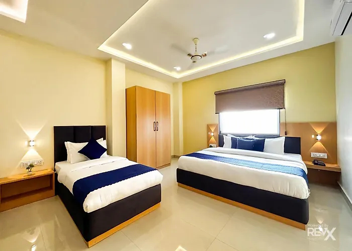 Hotel Manas Inn