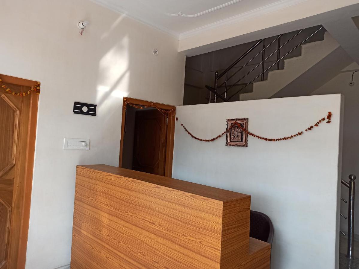 Natraj Homes - Natraj Hotel 3*