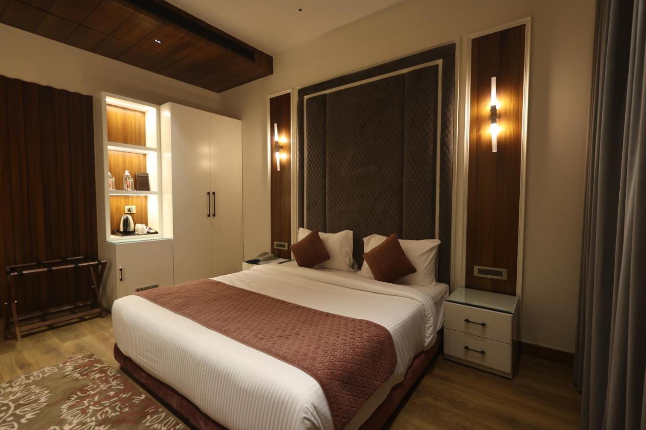 The Ramayana Hotel, Hotel Ayodhya