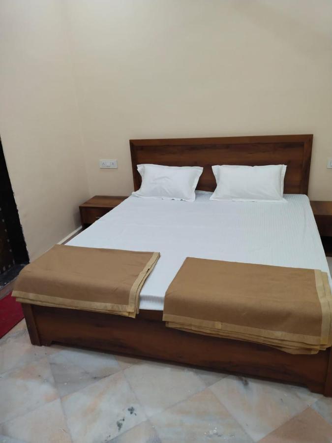 Guest house Shri Ramlala Sadan Devsthanam Ayodhya