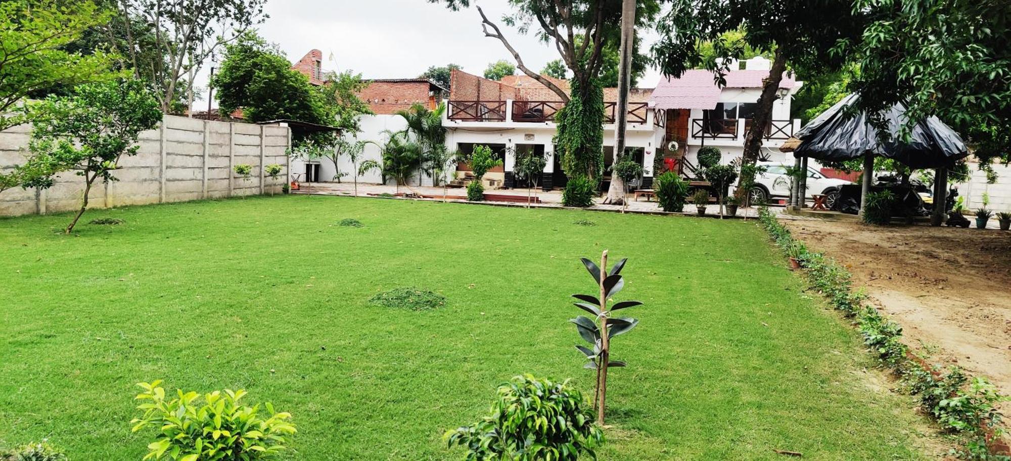 Shobhayan Inn, Airport Railway Station Pickup Free Campsite Ayodhya