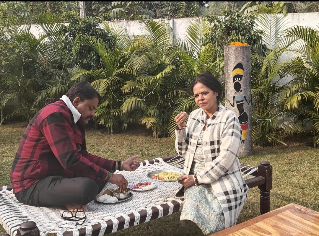 Shobhayan Inn, Airport Railway Station Pickup Free