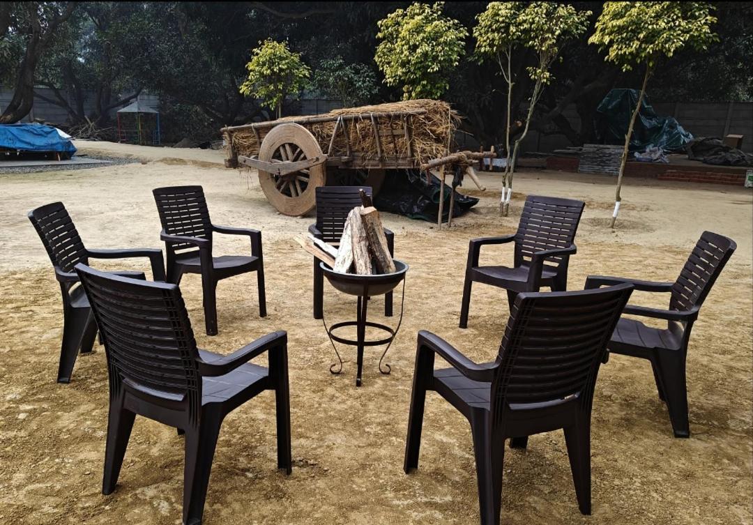 Campsite Shobhayan Inn, Airport Railway Station Pickup Free *