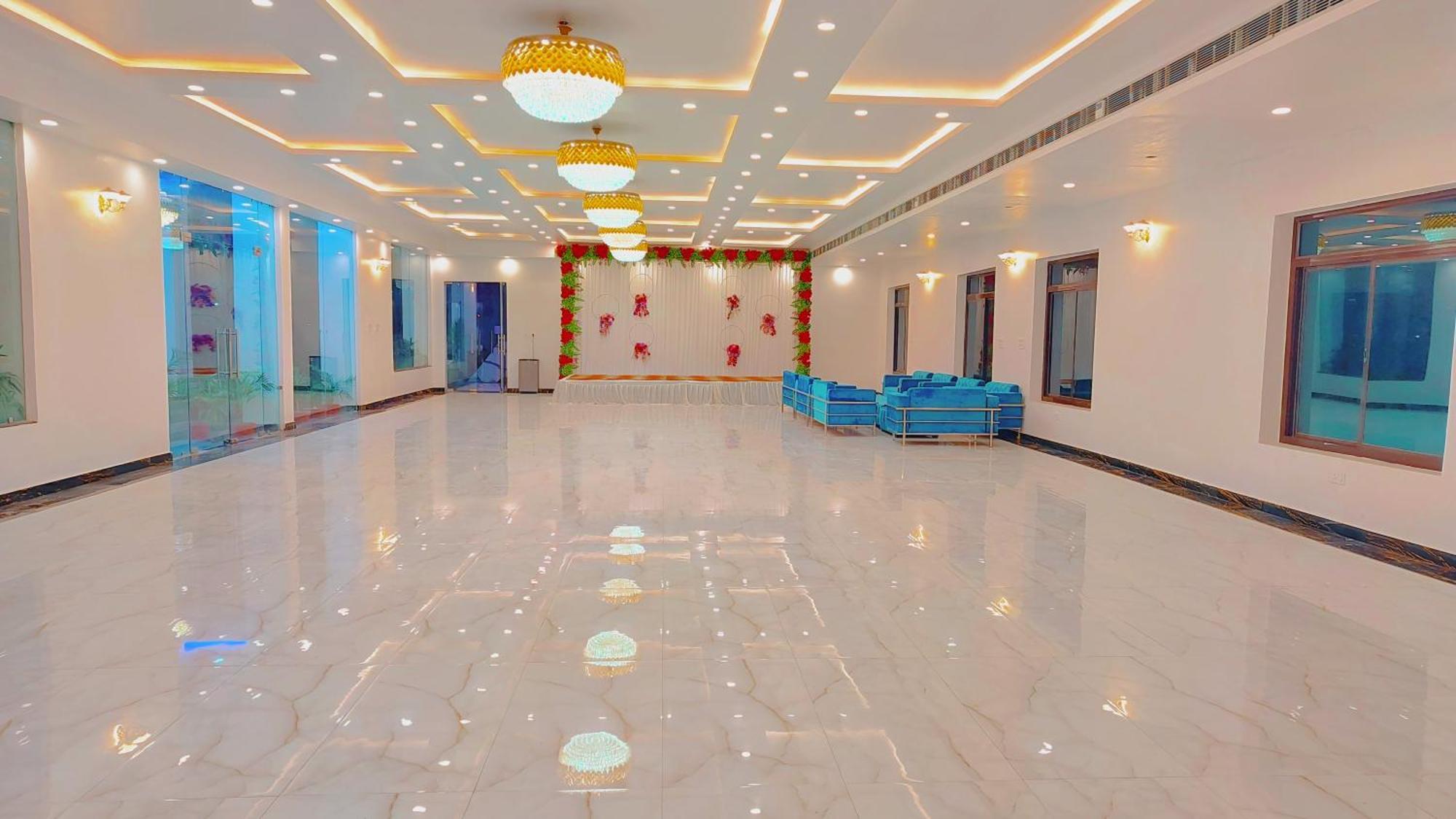 Resort Awadh Samrat