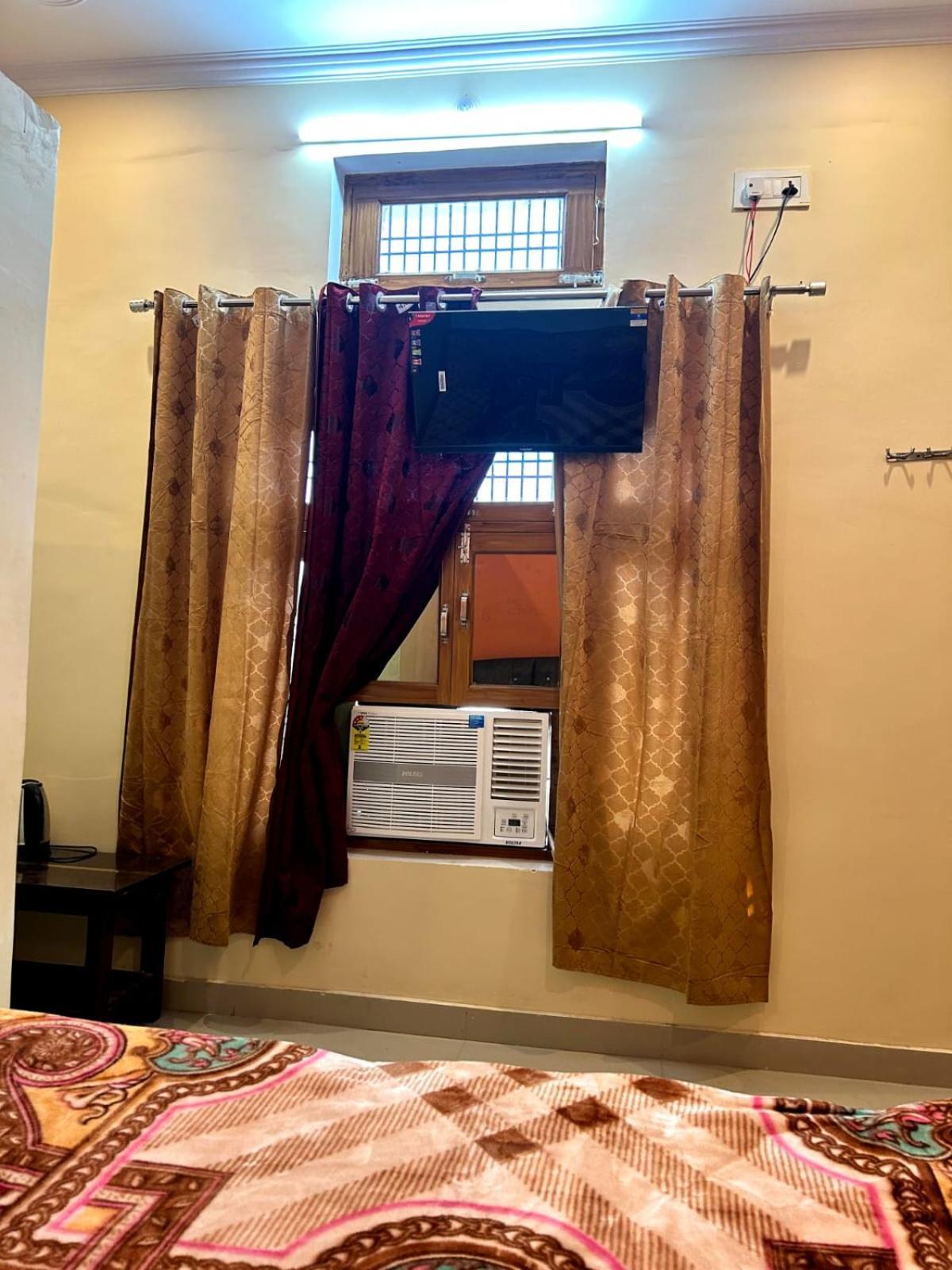 Jyoti * Ayodhya