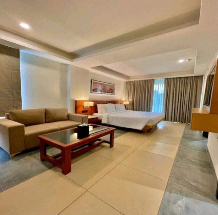 Rama Residency Bed & Breakfast