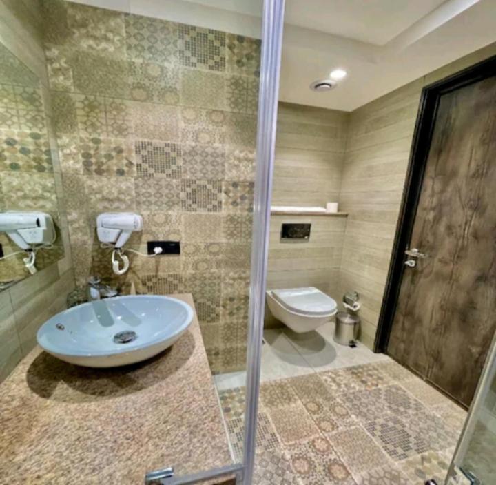 Rama Residency Bed & Breakfast *