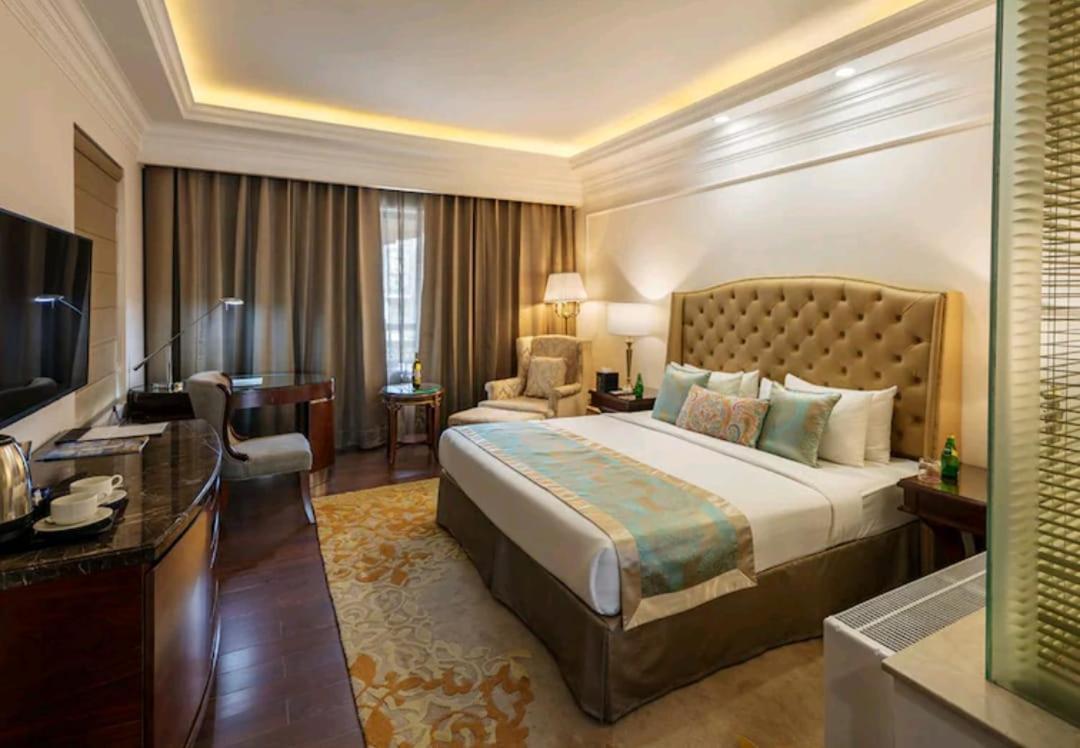 Bed & Breakfast Rama Residency *