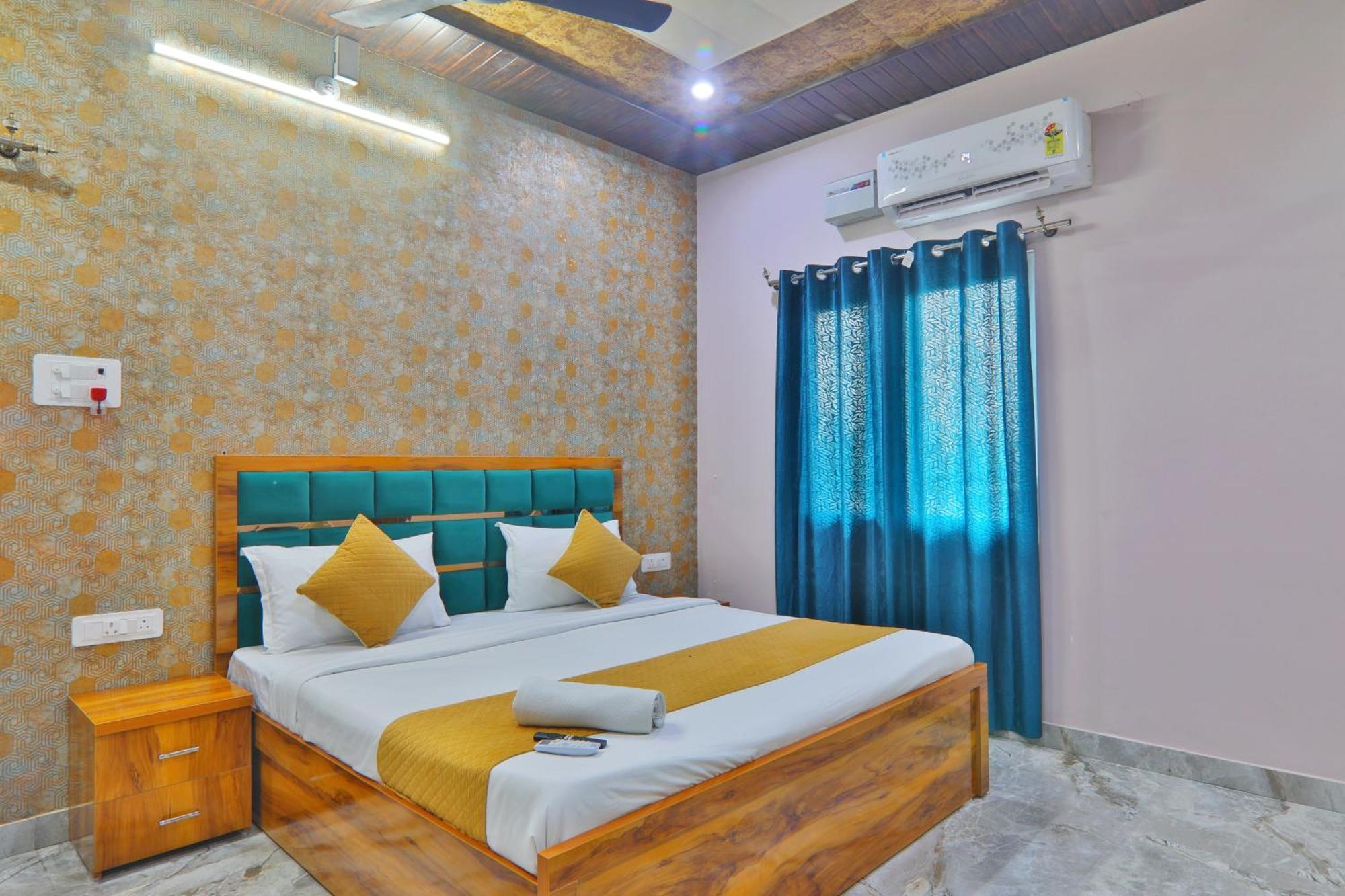 Guest house Ramayan Free Pickup From Railway Station ಉಚಿತ ಪಿಕಪ್ ,ఉచిత పికప్ ,இலவச,பிக்அப் *