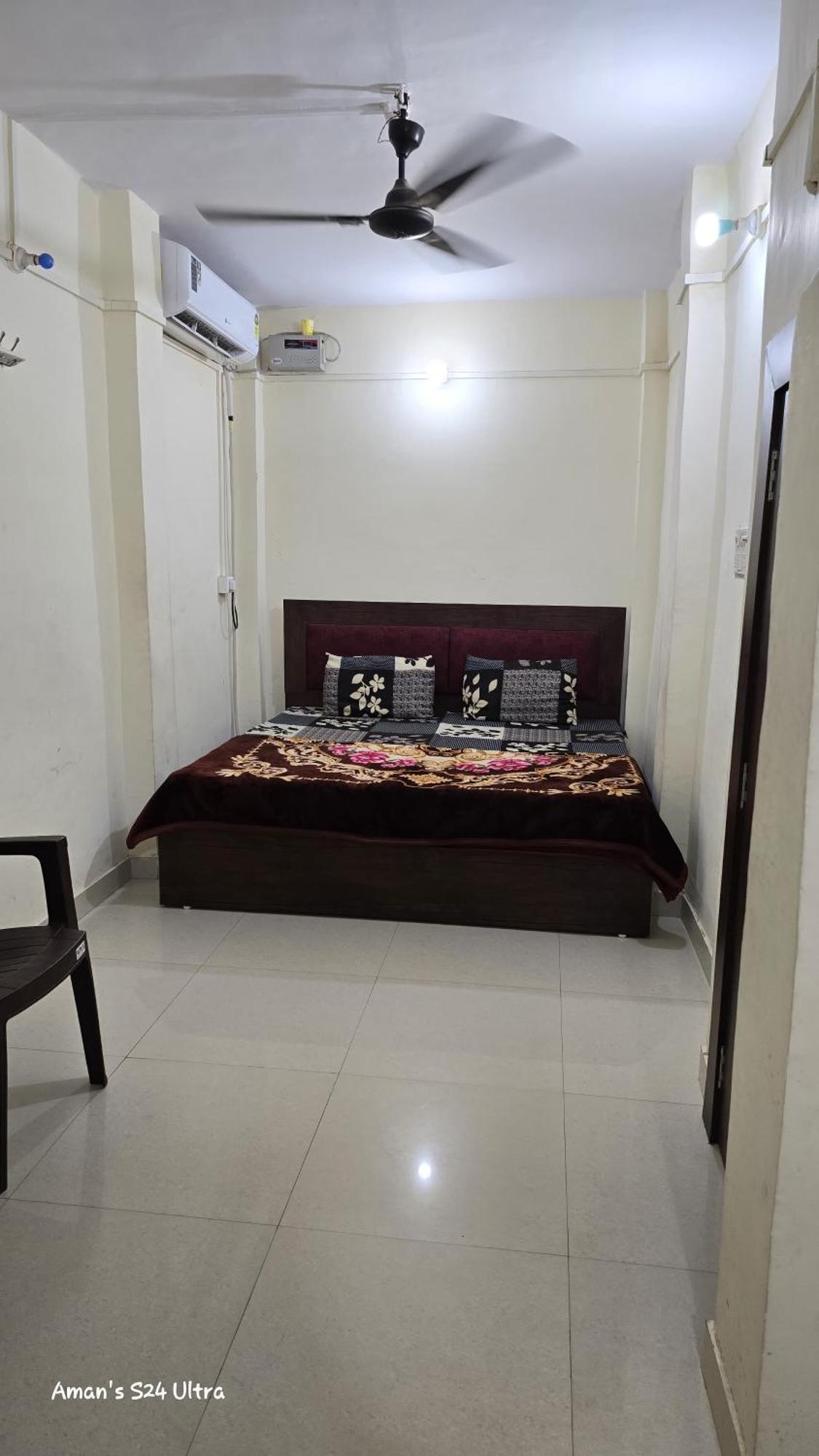 Guest house Ramlala Paying Just 100m From Saryu Ghat, Ayodhya