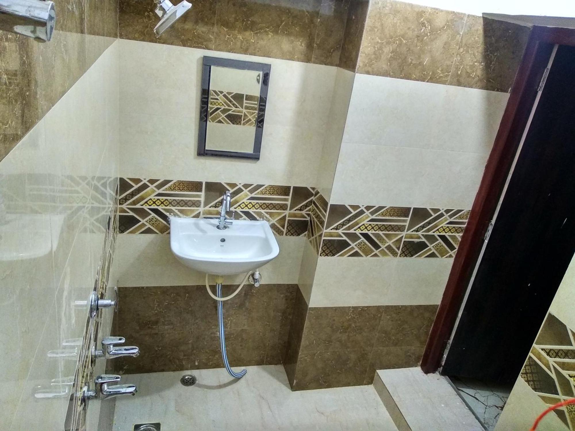 Ld Guest House, 3* Ayodhya