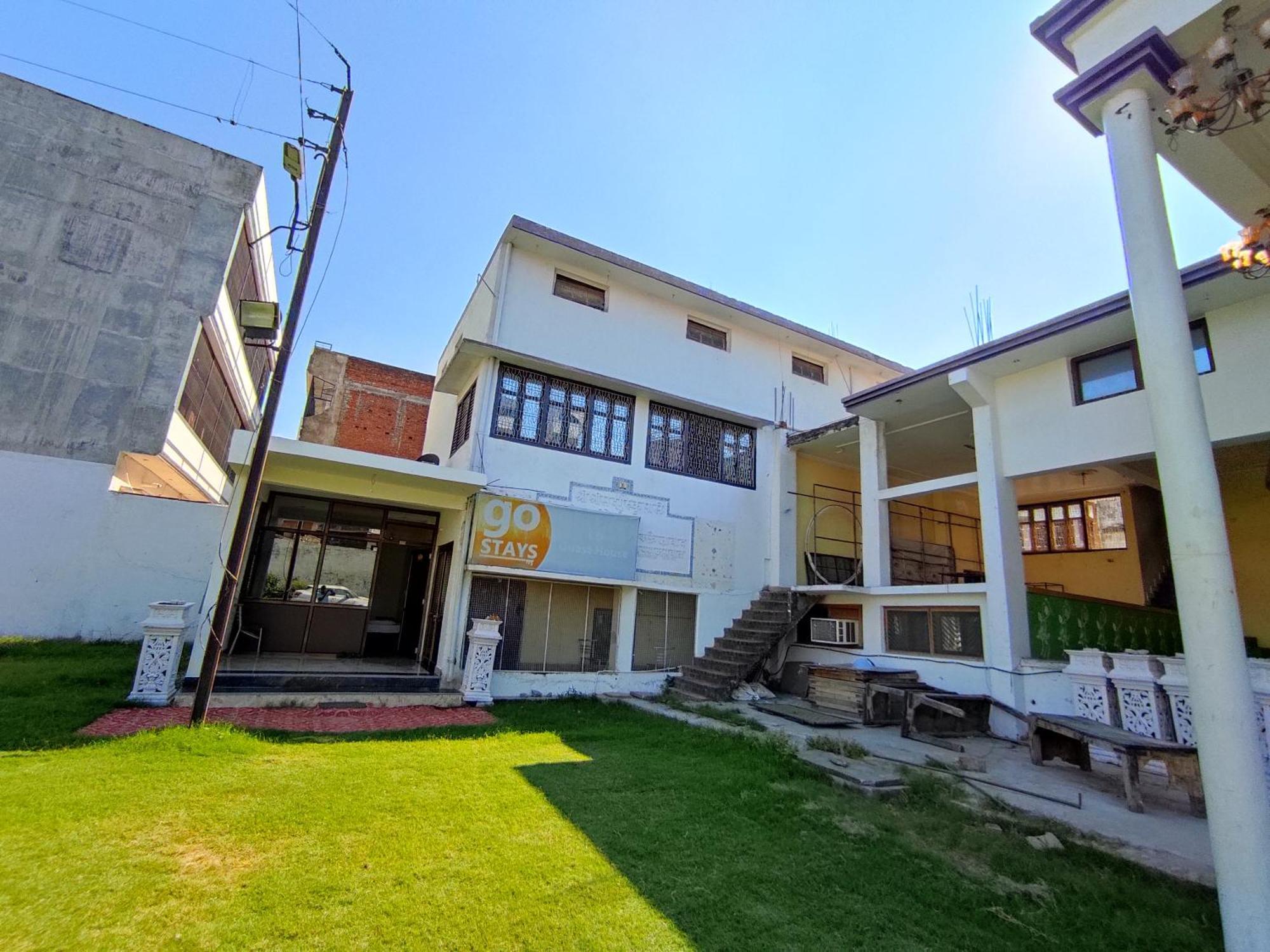 Ld Guest House, 3* Ayodhya