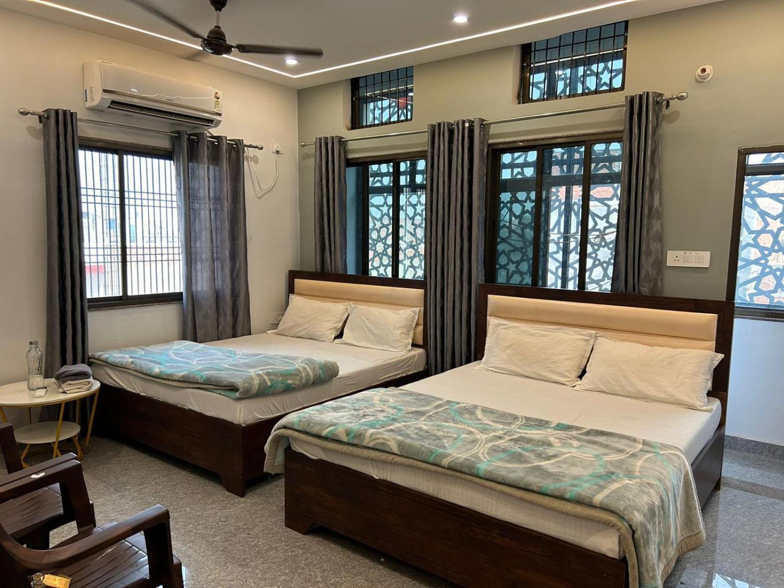 Shree Rajeshwar Bhawan Hotel Ayodhya
