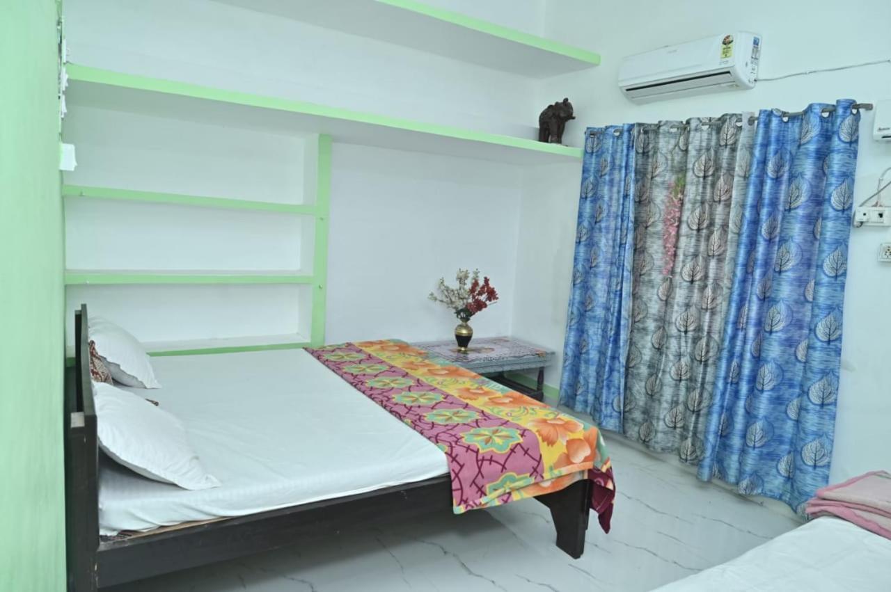 Homestay Luv Kush Ayodhya