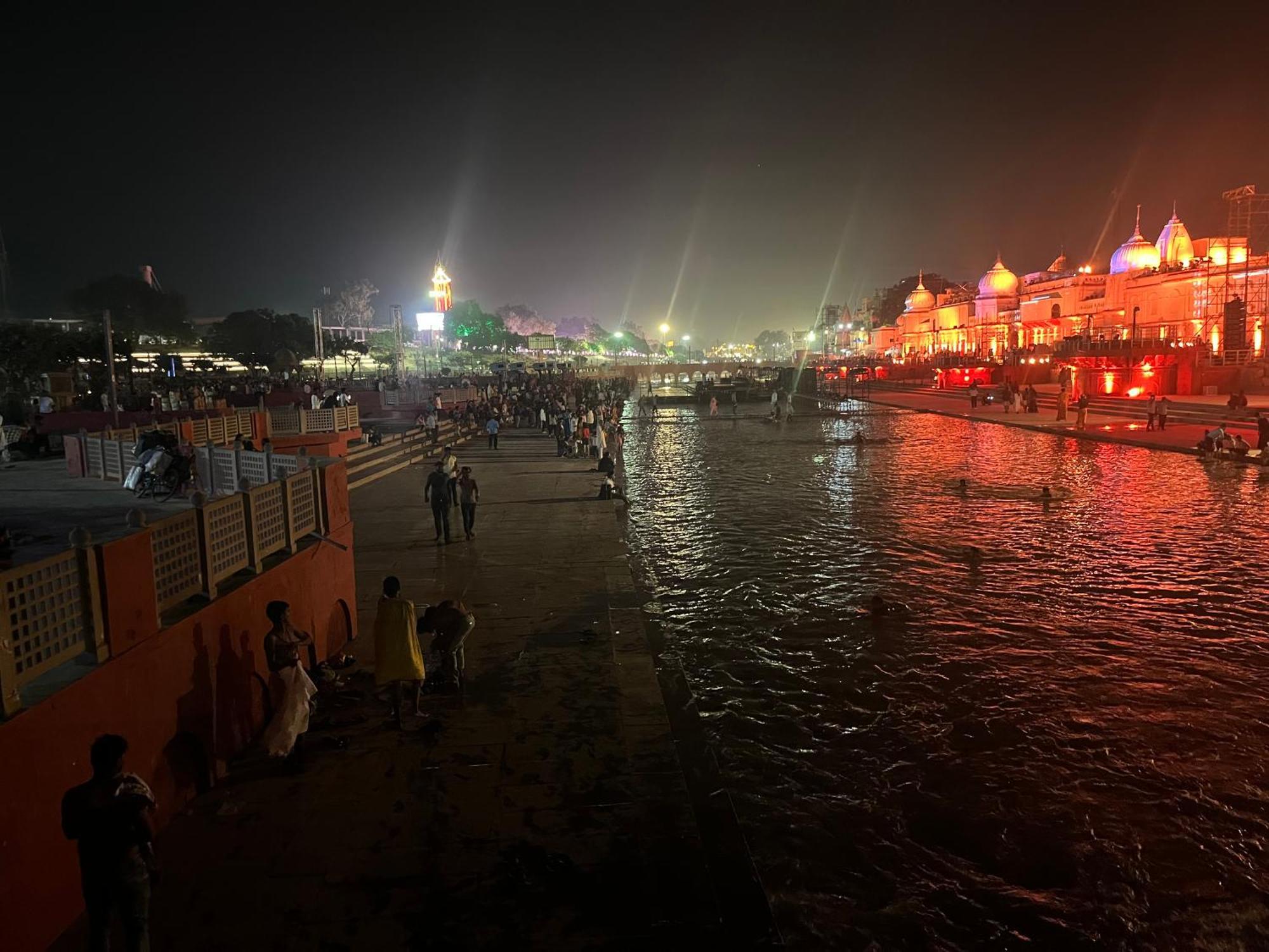 Vedas By Admiral Hotel Ayodhya