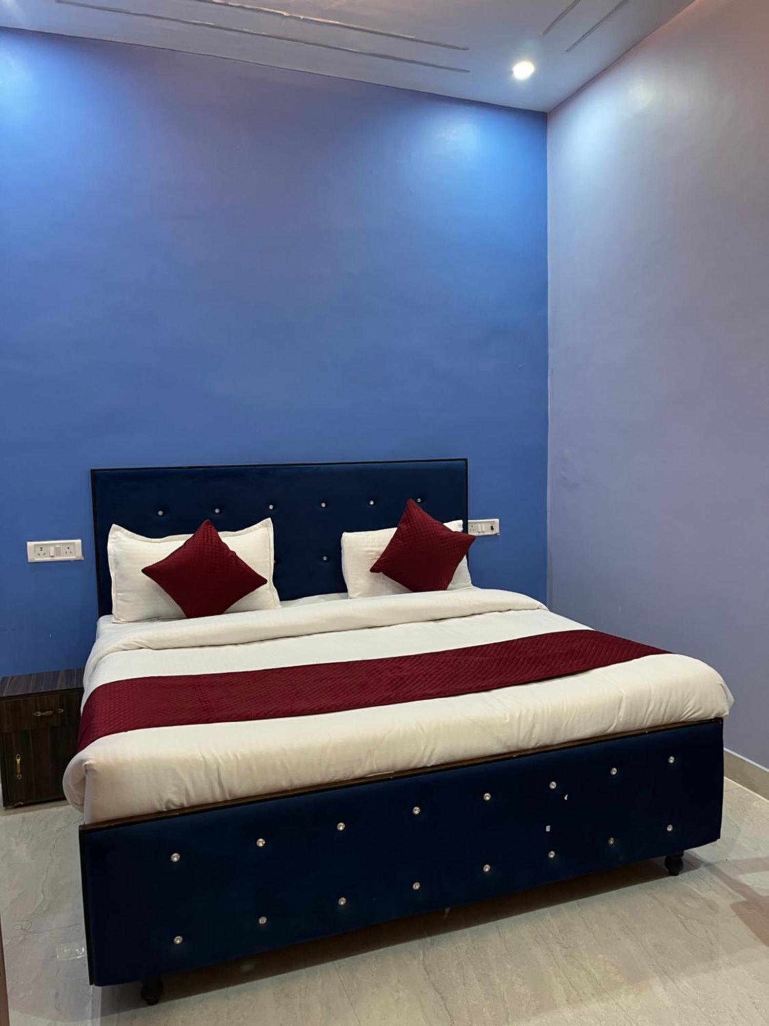 Hotel Vedas By Admiral 3*