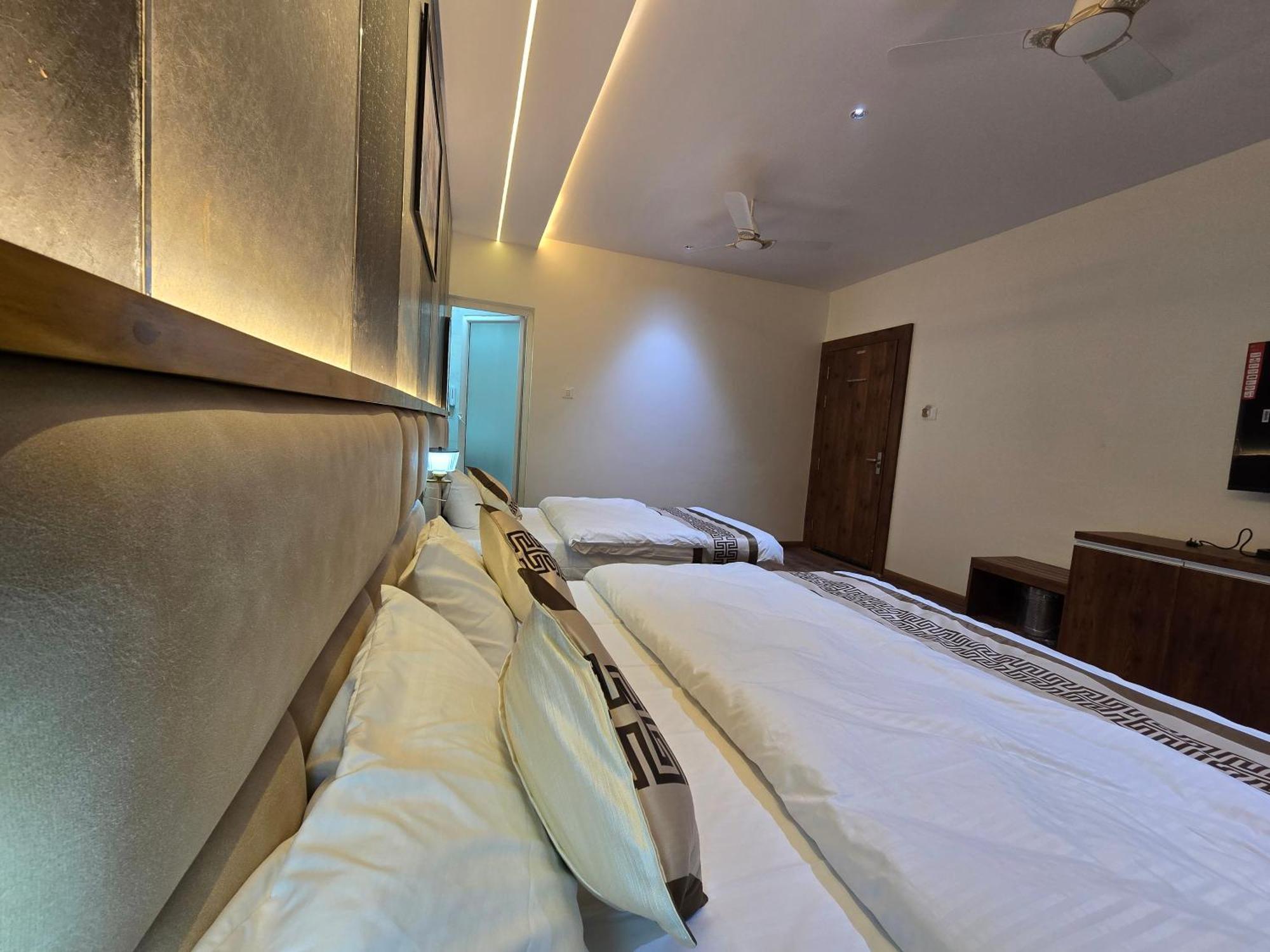 Fortune Hotel