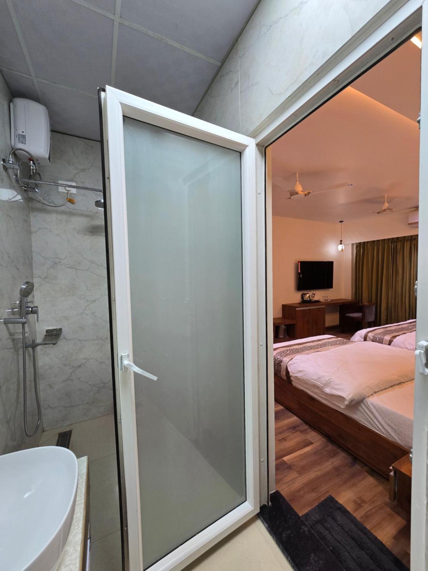 Fortune Hotel