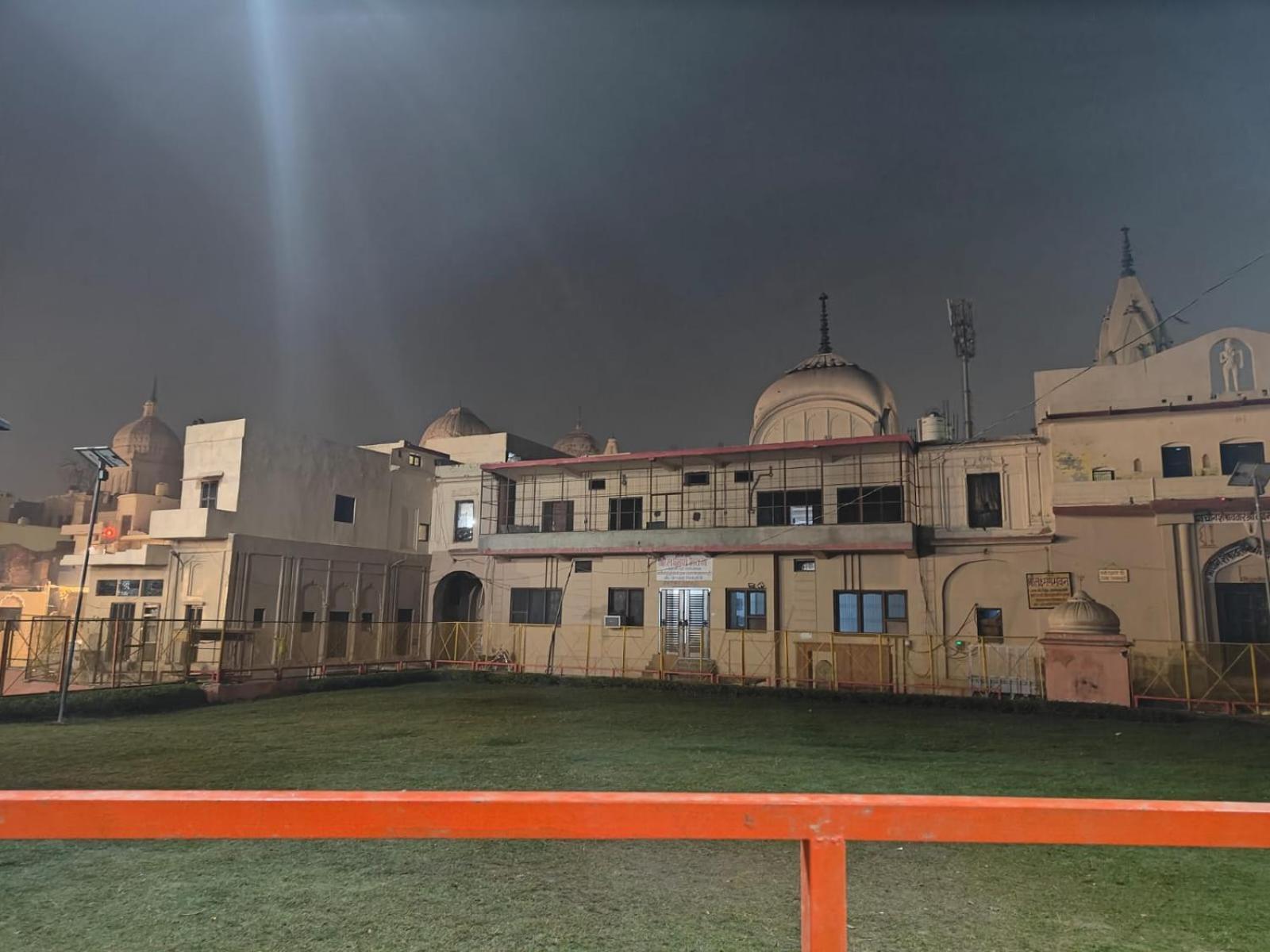 Hotel The Laxman- A River View By Ramansh Group Of 3*