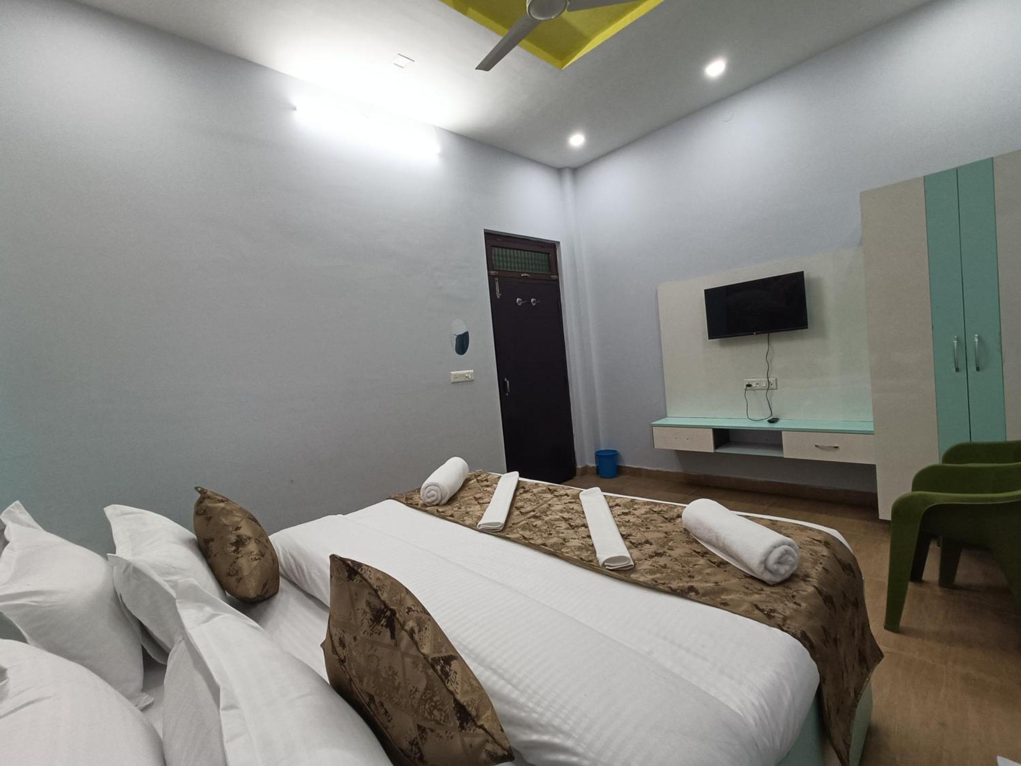 Hotel Siya - Ram Janmabhoomi