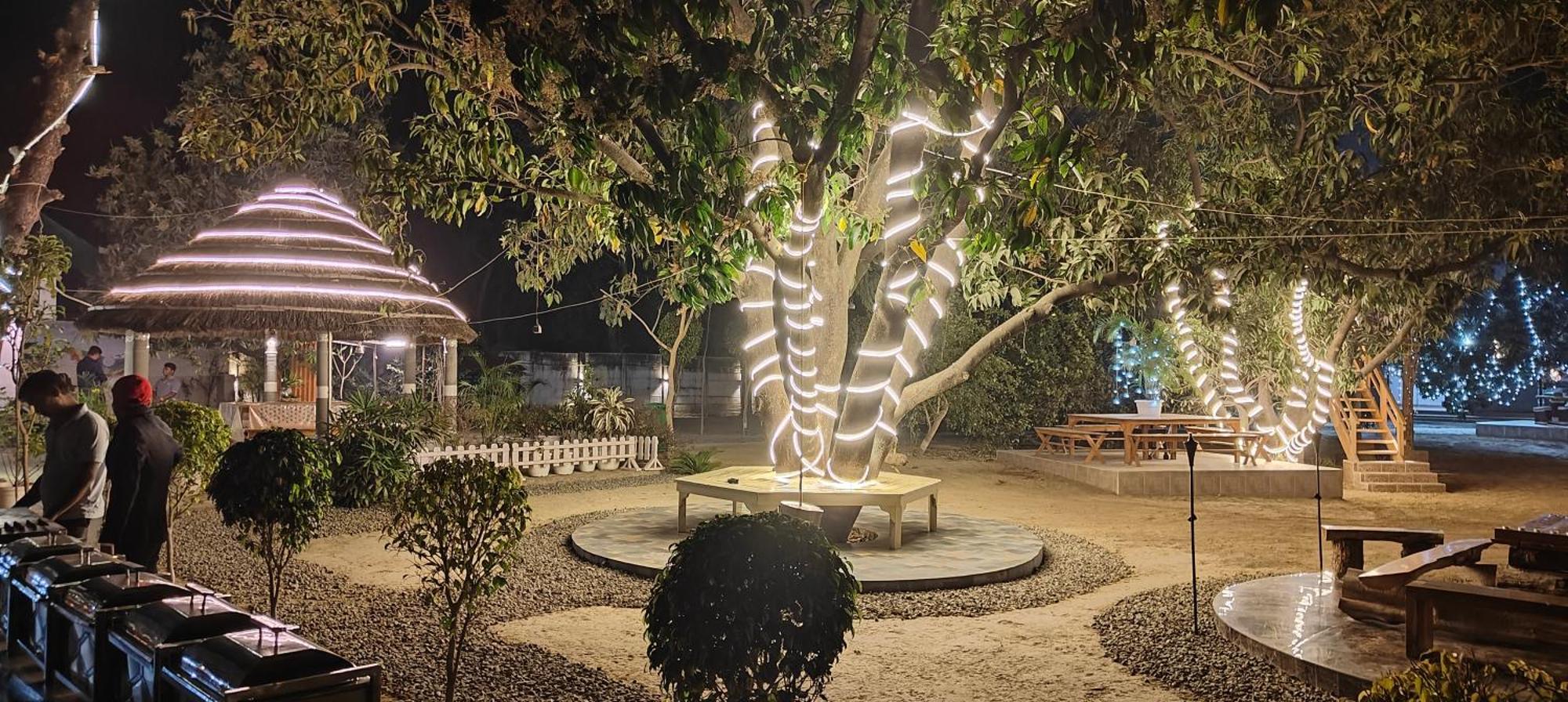Campsite Shobhayan Inn, Airport Railway Station Pickup Free