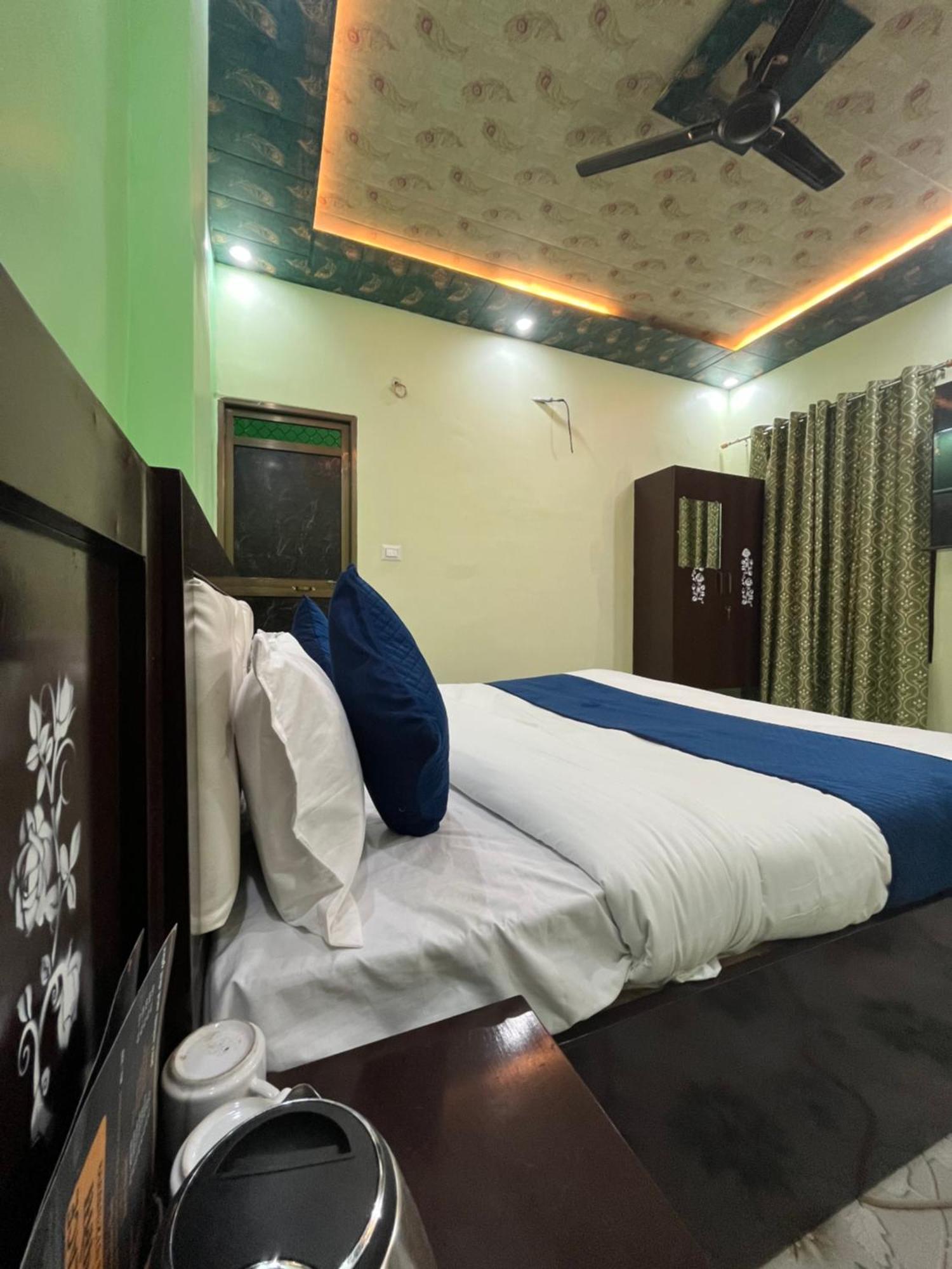 Heaven Tours By Vedas Guest house Ayodhya