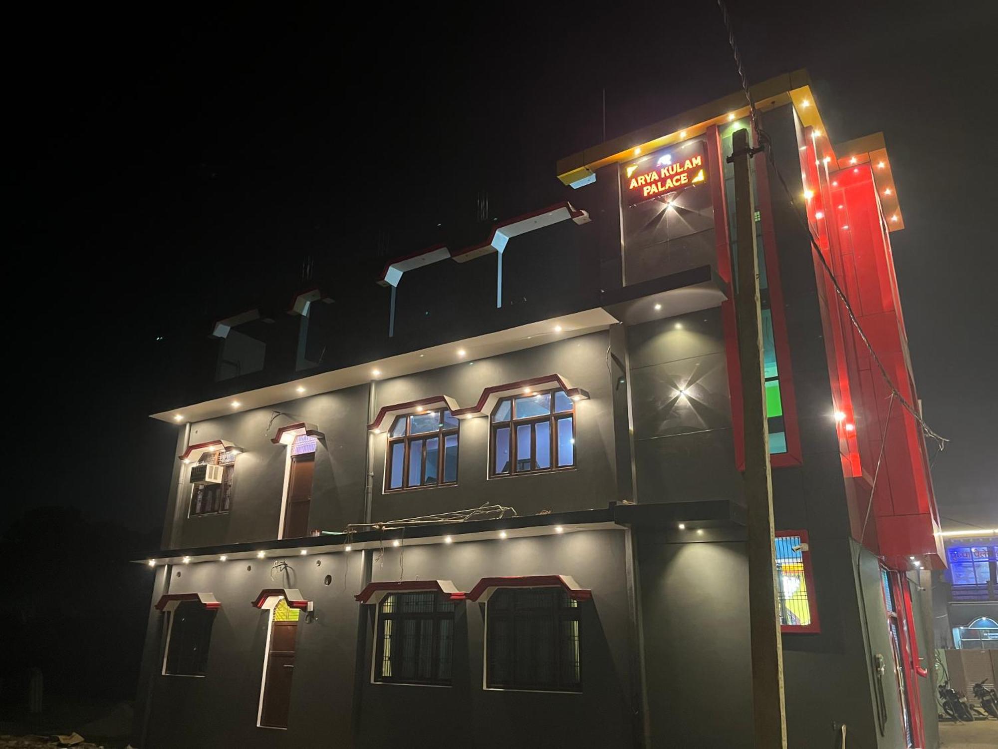 Guest house Heaven Tours By Vedas *