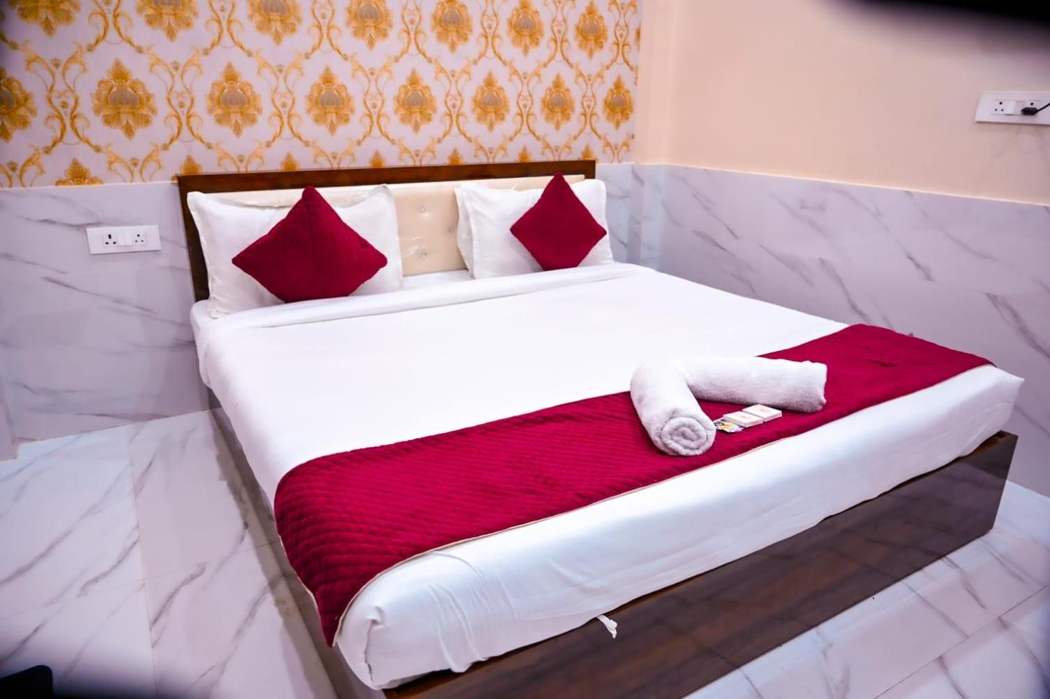 The Param Grand Regency - 750 Meters From Ram Mandir A Unit Of Ramansh Group Of Hotel