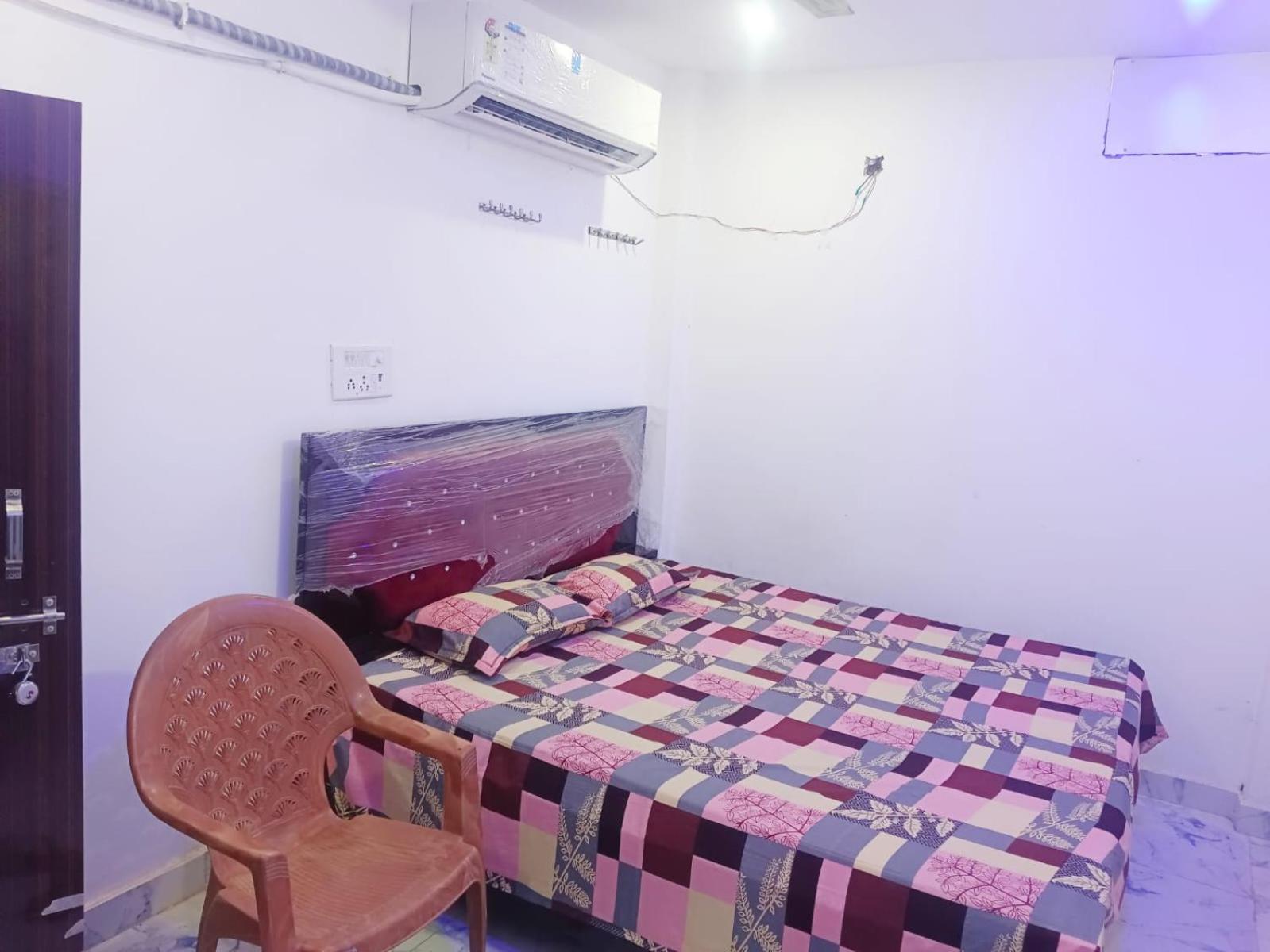 Guest house Shyam Bihari 500 Meter Ram Mandi *