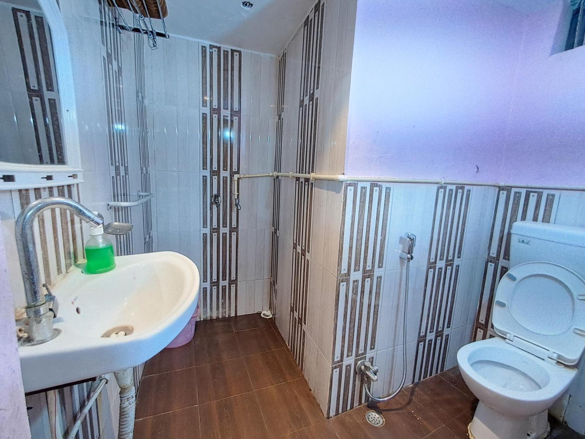 Ld Guest House, Ayodhya