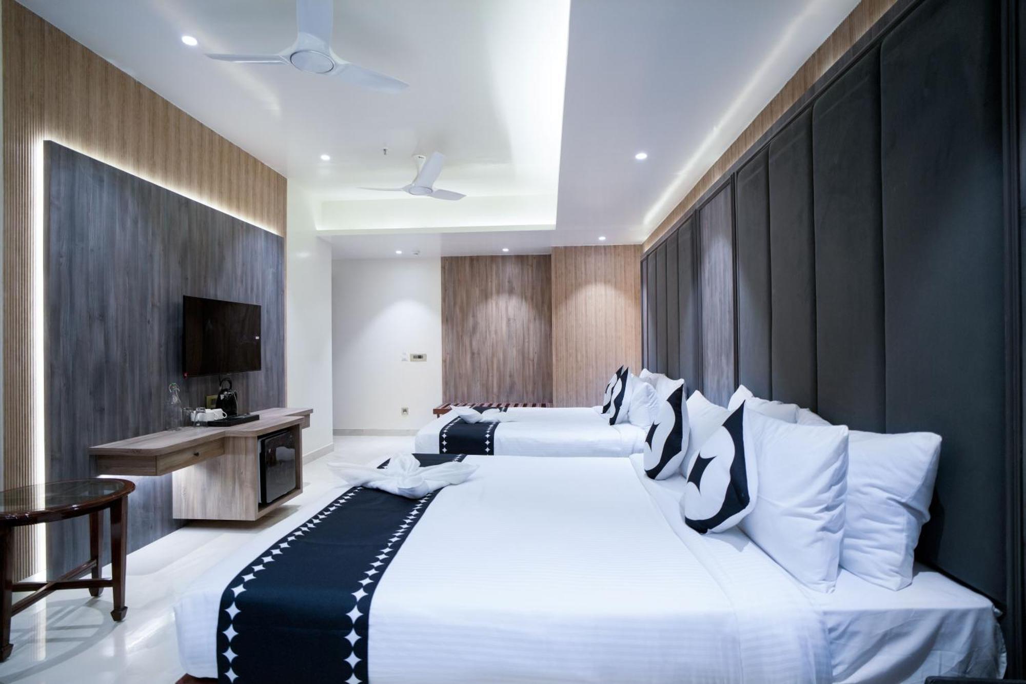 Clubhouse 4*