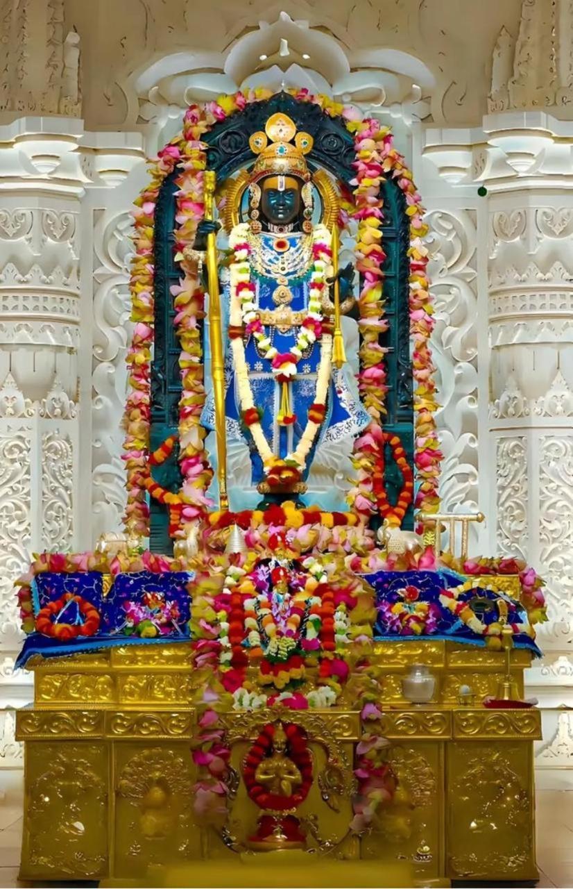 Shri Radhe Radhe Guest House In-Front Of Ram Janam Bhumi Main Gate Opposite 200 Meter Fully Ac All Rooms Homestay