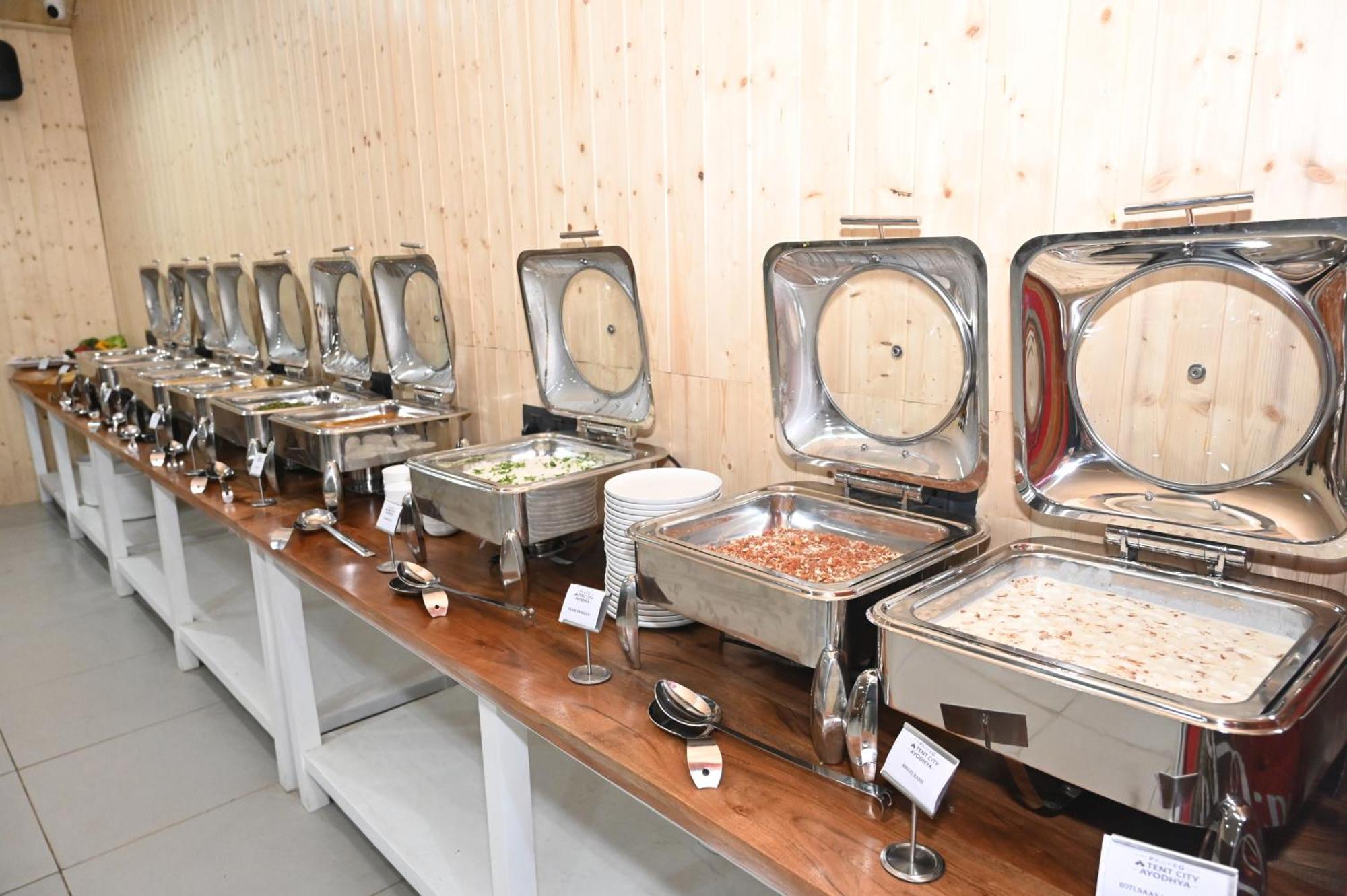 Hotel Praveg Tent Saryu